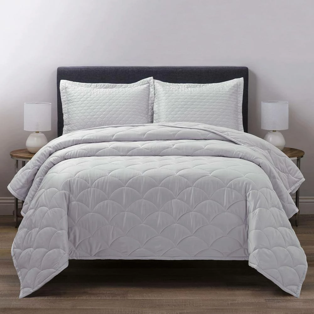 Brand new π Nikki Chu Scallop Quilted Soft Pewter King Pillow Sham by Allied Home π 5 Brand new π Nikki Chu Scallop Quilted Soft Pewter King Pillow Sham by Allied Home π - Image 3