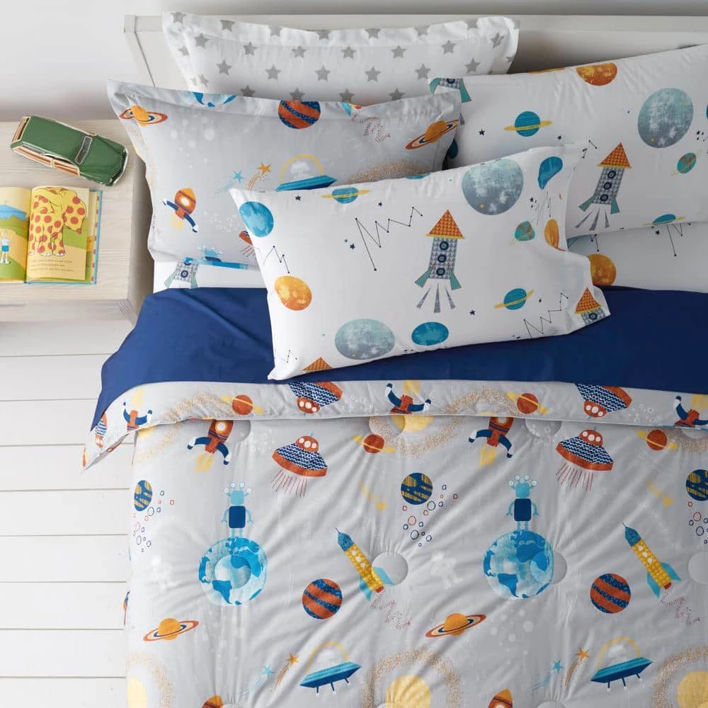 Flash Sale β€οΈ Company Kids Space 3-Piece Gray Multicolored Organic Cotton Percale Full/Queen Comforter Set by Company Kids by The Company Store π 4 Flash Sale β€οΈ Company Kids Space 3-Piece Gray Multicolored Organic Cotton Percale Full/Queen Comforter Set by Company Kids by The Company Store π - Image 2