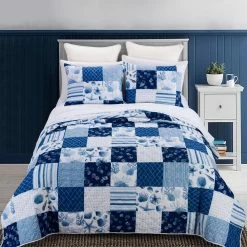 New 🎁 Watercolor Shells 3-Piece Blue Polyester Queen Quilt Set by DONNA SHARP 🔥