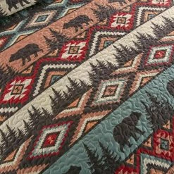 Flash Sale 🤩 Bear Totem Multicolor 3-Piece Polyester King Quilt Set by DONNA SHARP ⭐ -Allied Home Shop donna sharp bedding sets y20267 1f 1000