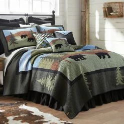 Brand new 🤩 Bear Lake Green Cotton Queen Quilt Set (3-Piece) by DONNA SHARP ❤️