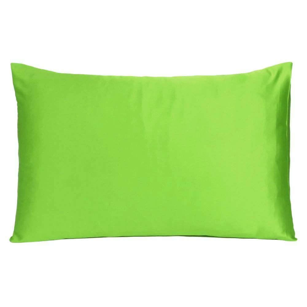 Brand new π Amelia Bright Green Solid Color Satin King Pillowcases (Set of 2) by HomeRoots π 5 Brand new π Amelia Bright Green Solid Color Satin King Pillowcases (Set of 2) by HomeRoots π - Image 3